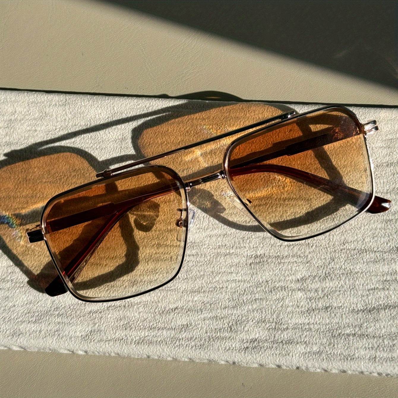 Stylish Pilot Fashion Glasses for Men - Sunglass Lover