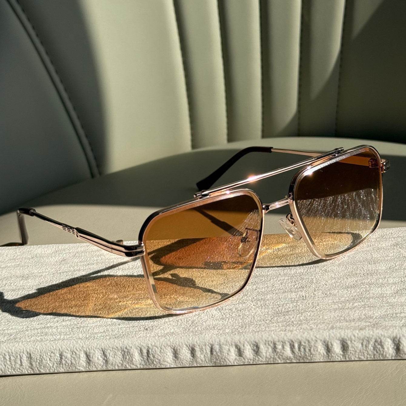 Stylish Pilot Fashion Glasses for Men - Sunglass Lover