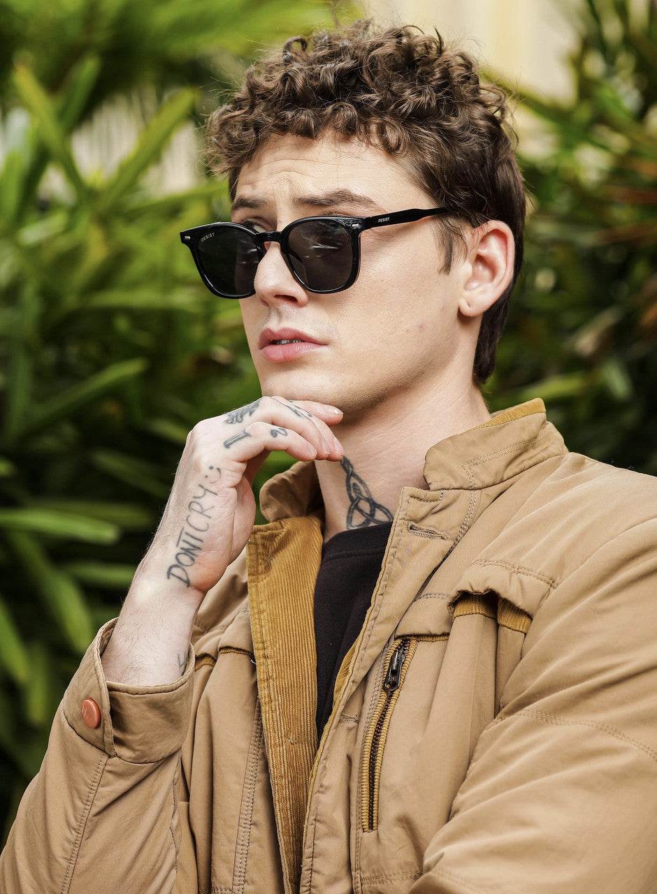 Classic Wayfarer Hot Small Sunglasses (47 mm) - Sunglass Lover