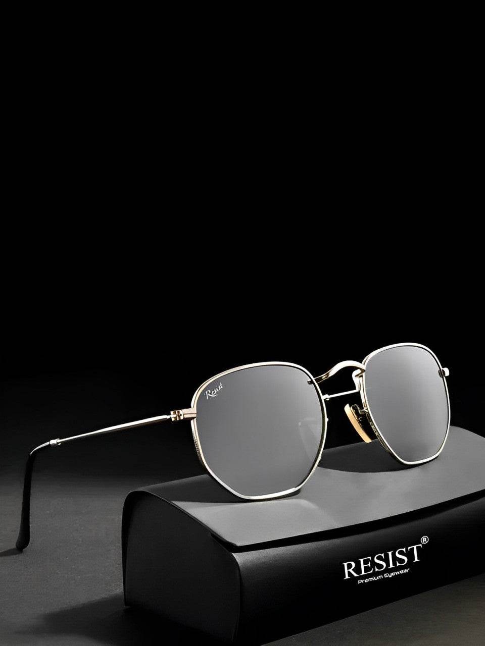 Octivia Silver - Sunglass Lover