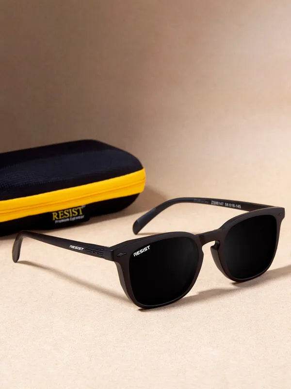 Sunglass Lover black UV protected wayfarer sunglasses with matte frame and protective case